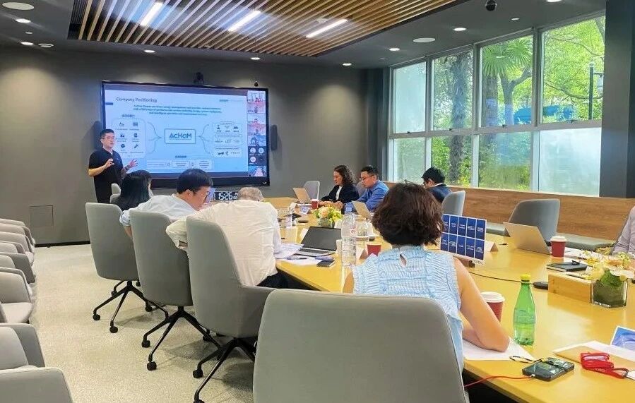 荣誉+艾肯受邀参加欧莱雅2024 Tech Day活动